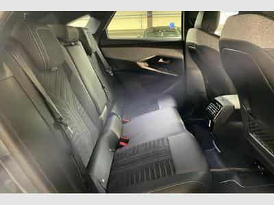 Peugeot 3008 Hybrid 145 e-DCS6 GT (2025) - Foto 10