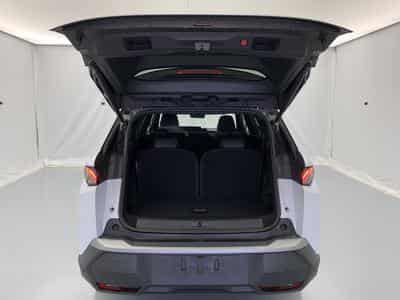Peugeot 5008 Hybrid 145 e-DCS6 GT (2025) - Foto 10