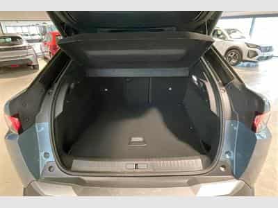 Peugeot 3008 Hybrid 145 e-DCS6 GT (2025) - Foto 13