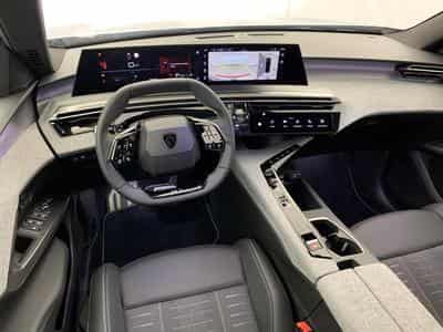 Peugeot 3008 Hybrid 145 e-DCS6 GT (2025) - Foto 15