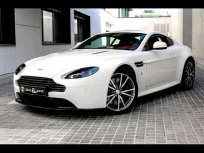 Aston-Martin V8 Vantage COUPE SPORTSHIFT II - STRATUS WHITE METALLIC (2017) - Foto 1