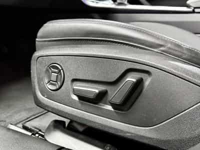 Audi A6 Avant Quattro 2.0 TDI 204 CV S-Tronic *PANO* ATTELAGE* HAYON (2023) - Foto 9