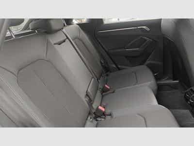 Audi Q3 35 TDI 150 S TRONIC 7 S LINE (2020) - Photo 5