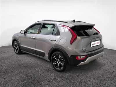 Kia Niro HEV 1.6 GDi Pure DCT (2023) - Foto 2