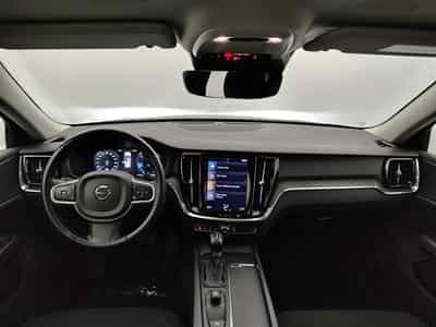 Volvo V60 2.0 D3 Geartronic Business Edition NAVI / FULL LED / CAMERA (2020) - Photo 8
