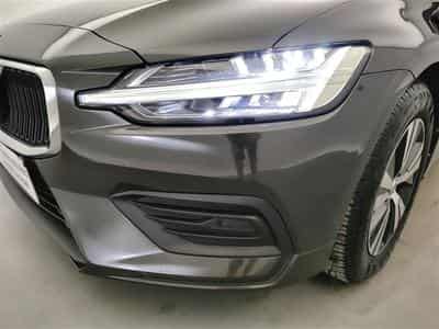 Volvo V60 2.0 D3 Geartronic Business Edition NAVI / FULL LED / CAMERA (2020) - Photo 15