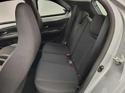 Toyota Aygo 1.0i VVT-i X play (2023) - Photo 13