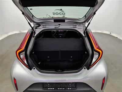 Toyota Aygo 1.0i VVT-i X play (2023) - Photo 14