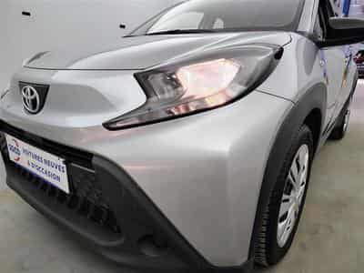 Toyota Aygo 1.0i VVT-i X play (2023) - Photo 15