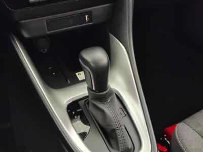 Toyota Yaris 1.5i VVT-i Hybrid Y-conic E-CVT *NAVI/CAMERA/JA* (2022) - Photo 12