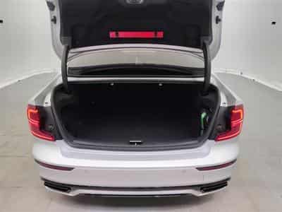 Volvo S60 2.0 B3 MHE R-Design Geartronic NAVI / PANO/ H-KARDON / JA 19 (2022) - Foto 15