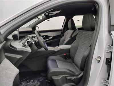 Peugeot 5008 1.2 HYBRID 145cv e-DSC6 Allure 7 Pl Navi / Led / PDC+Caméra (2025) - Photo 7