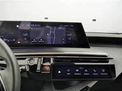 Peugeot 5008 1.2 HYBRID 145cv e-DSC6 Allure 7 Pl Navi / Led / PDC+Caméra (2025) - Photo 11