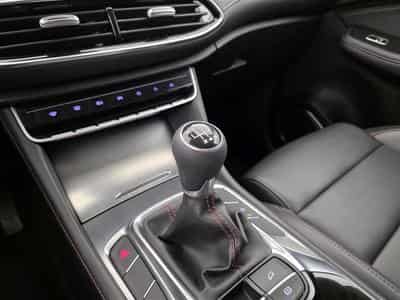 MG HS 1.5 T-GDi 160cv Comfort CUIR / NAVI / CAMERA / CARPLAY (2024) - Photo 12