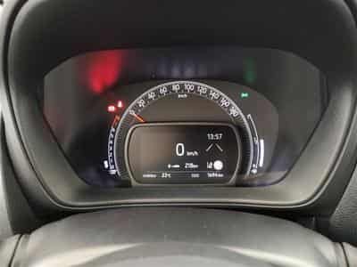 Toyota Aygo 1.0i VVT-i Play CARPLAY / CAMERA (2024) - Photo 10