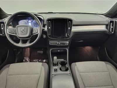 Volvo XC40 1.5 T2 129cv Geartronic Momentum NAVI / FULL LED / CAMERA (2020) - Foto 8