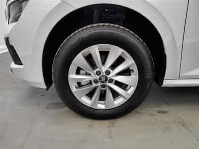 Skoda Kamiq 1.0 TSI 115cv DSG Selection CARPLAY / FULL LED / CAMERA (2026) - Foto 6
