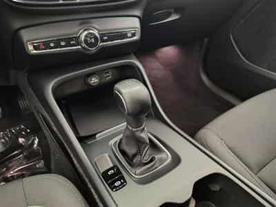 Volvo XC40 1.5 T2 Momentum Pro NAVI/FULL LED/JA/PDC AV AR (2021) - Photo 12
