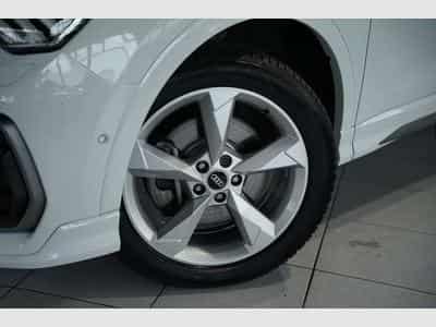 Audi Q3 40 TDI q. S line *1.HD *Virtual *Memory *AHK (2022) - Foto 3