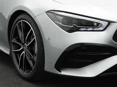 Mercedes CLA 180 AMG-Line Premium Plus (2025) - Photo 9