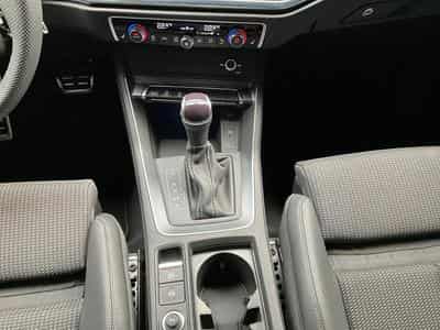 Audi Q3 SB+S-Line+35TDI+S-Tronic+P.Premium (2025) - Photo 12