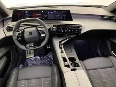 Peugeot 3008 Hybrid 145 e-DCS6 GT (2025) - Foto 14