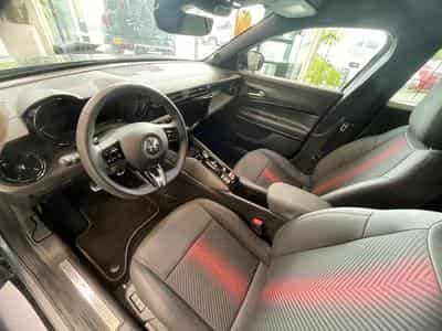 Alfa-Romeo Junior Ibrida (2025) - Foto 3