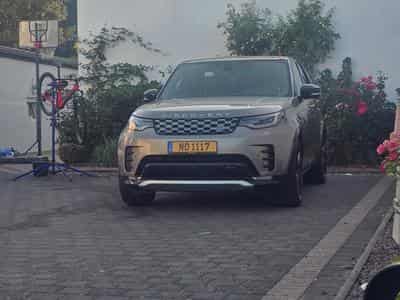 Land-Rover Discovery R Dynamic (2022) - Photo 1