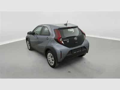 Toyota Aygo 1.0i VVT-i X Black Edition CVT (2025) - Photo 2