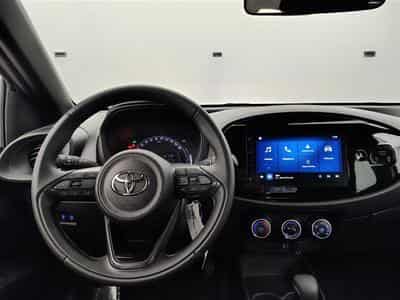 Toyota Aygo 1.0i VVT-i X Black Edition CVT (2025) - Photo 9