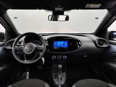 Toyota Aygo 1.0i VVT-i X Black Edition CVT (2025) - Photo 8