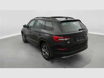 Skoda Kodiaq 1.5 TSI ACT Sportline II DSG°NAV°CARPLAY°CAM AV-AR (2021) - Foto 2