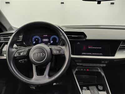Audi A3 30 TFSI Edition Advanced S tronic Navi / PDC (2023) - Photo 9