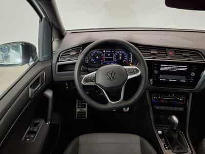 VW Touran Highline R-Line 1.5 TSI 7-Gang-DSG (2026) - Foto 12