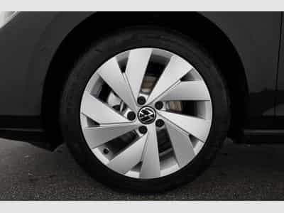 VW Golf Variant 1.5 eTSI 110 kW Life (2026) - Photo 13