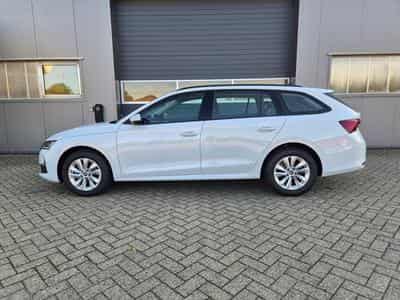 Skoda Octavia 1.5 TSI 150PS (2026) - Foto 2