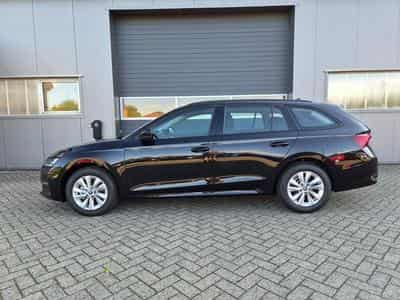 Skoda Octavia 1.5 TSI 150PS (2026) - Foto 2