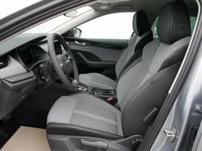 Skoda Octavia Selection (2026) - Foto 8