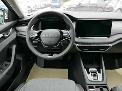 Skoda Octavia Selection (2026) - Foto 11