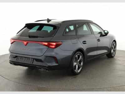 Seat Leon 2.0 TSI 150 kW 4Drive (2026) - Photo 2