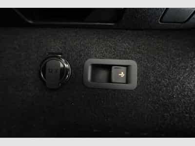 VW Tayron 1.5 TSI eHybrid 150 kW Life (2025) - Photo 13