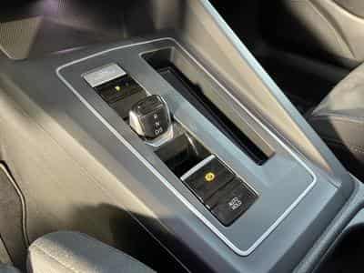 VW Golf VIII 1.0 eTSI 110 DSG GPS CARPLAY VIRTUAL COCKPIT (2021) - Foto 7