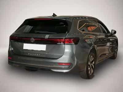 VW Passat (2025) - Photo 2