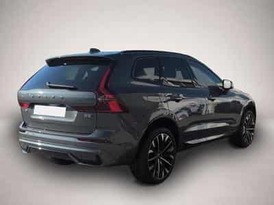 Volvo XC60 (2025) - Photo 2