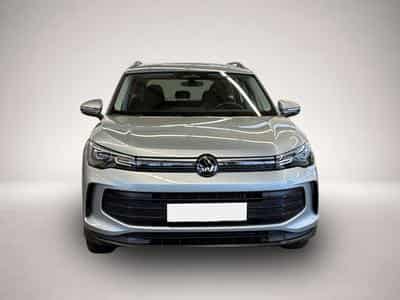 VW Tiguan (2024) - Foto 8