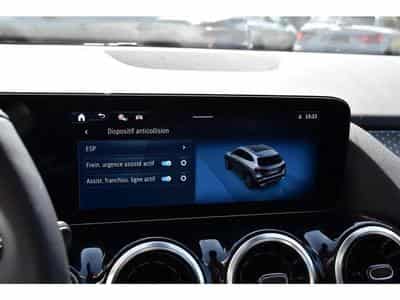 Mercedes GLA 200 (2024) - Photo 14