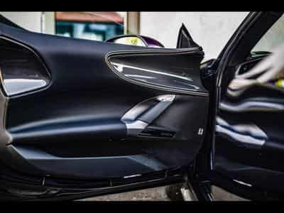 Ferrari SF90 ATELIER°WARRANTY 11/29°VIOLA HK°PPF°IMMAT.FR°RETROFIT (2024) - Foto 11