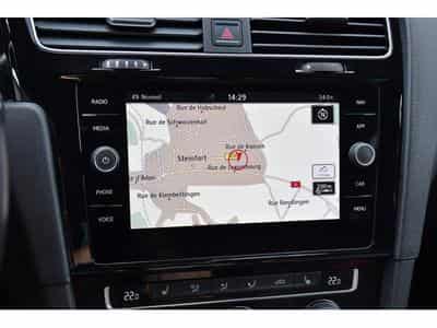 VW Golf GTI 2.0 TSI Performance DSG ACC SIDE CHFF ADD DYNAUDIO 1° MA (2018) - Photo 10
