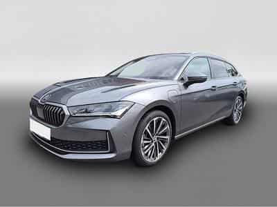 Skoda Superb (2024) - Photo 1