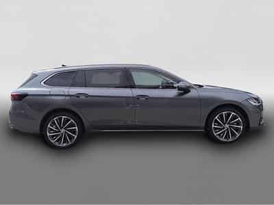 Skoda Superb (2024) - Photo 8